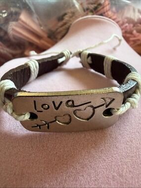 paparazzi Brown Leather Bracelet Silver-tone 'Love' Plate, Adjustable, (J0126)